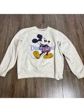 Disney Mickey Mouse Graphic Crewneck Sweatshirt Medium